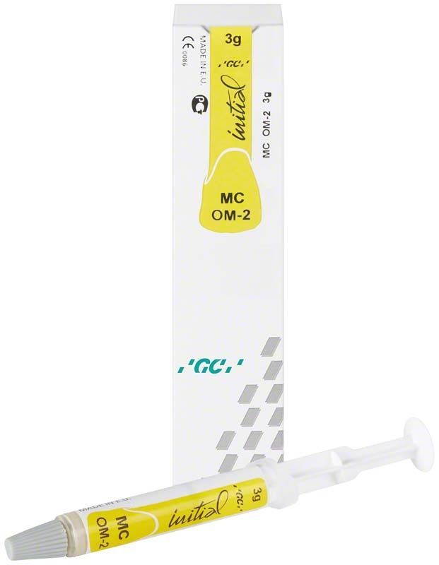 GC Initial MC Paste Opaque Modifier OM-2 in Spritze mit Verpackung