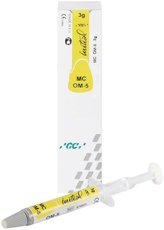 GC Initial MC Paste Opaque Modifier OM-5 in Spritze mit Verpackung