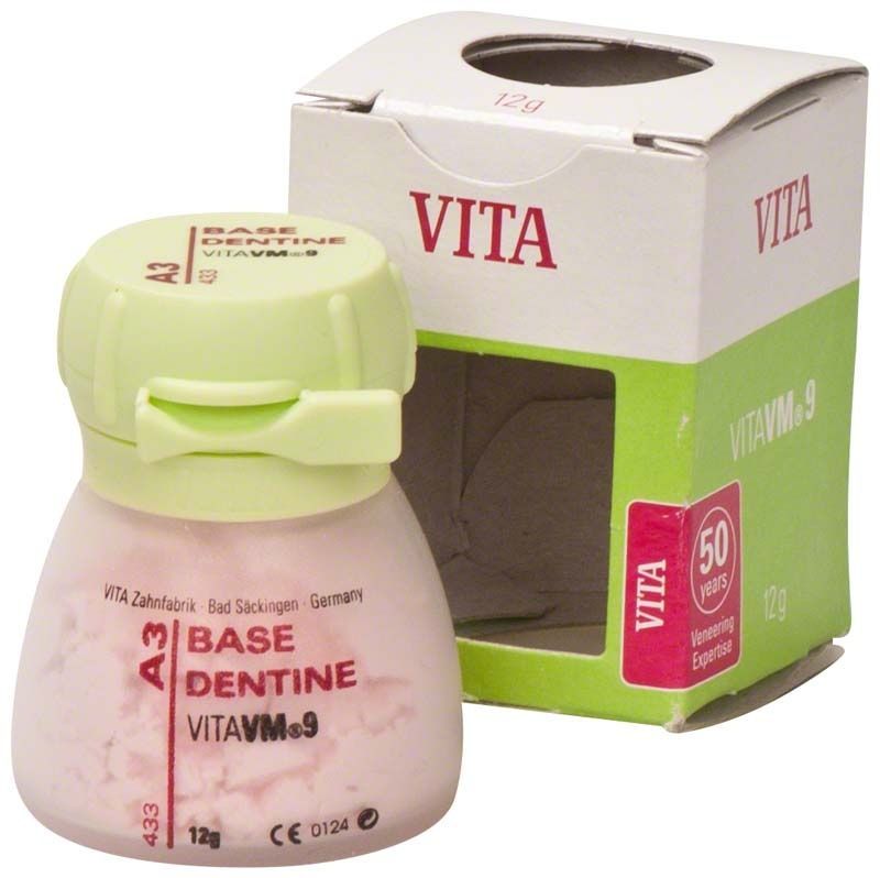 VITA VM9 Base Dentin A3 12g mit Verpackung im Hintergrund.