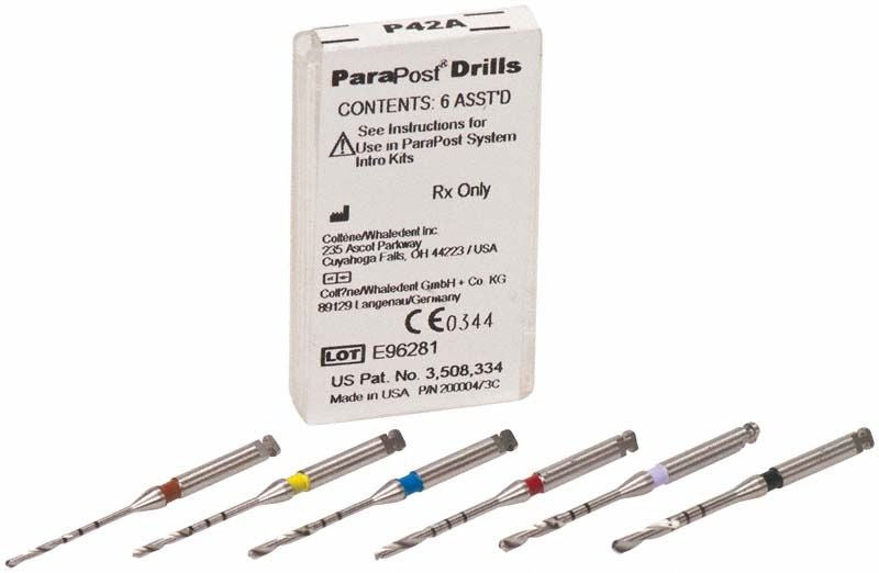 ParaPost X System Bohrer Sortiment mit farbcodierten Vorbohrern und Verpackung.