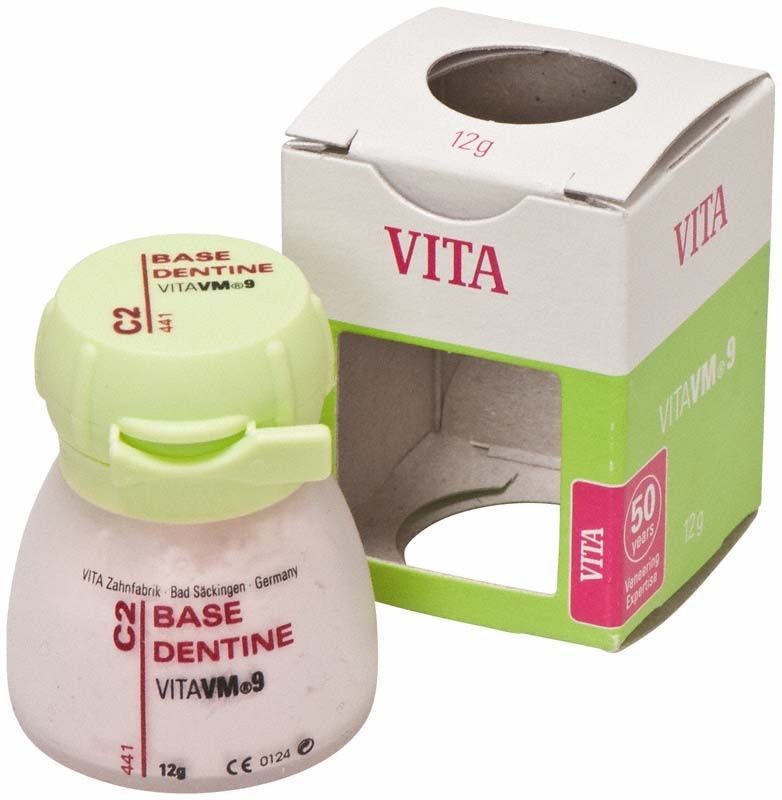 VITA VM9 Classical Base Dentin 12g C2 mit geöffneter Verpackung.