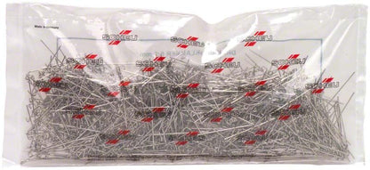 KFO-Dreiecksklammern MENZANIUM® in transparenter Verpackung mit Herstellerlogo.