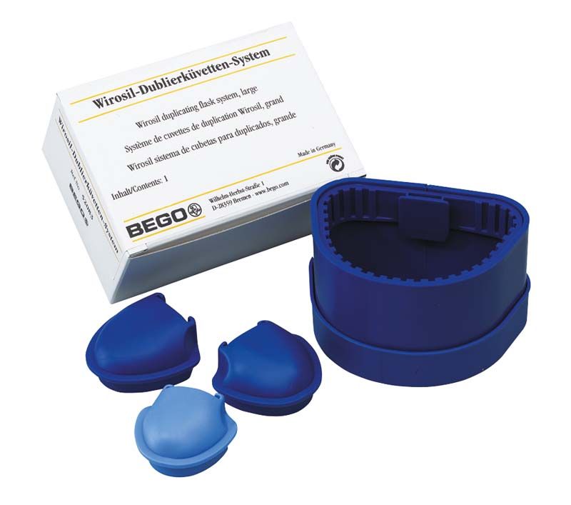 Wirosil Dublierküvetten-System klein mit blauen Küvetten und Verpackung.