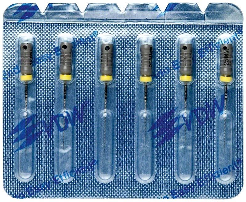 K-Bohrer 25mm Gr. 008 in Blisterverpackung mit sechs Instrumenten.