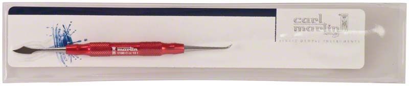 Modellierinstrument mit rotem ergonomischem Griff in Verpackung von Carl Martin.