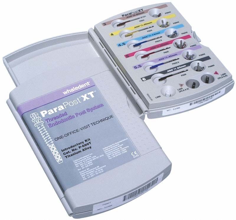 ParaPost® XT™ Einführungs-Kit mit farbcodierten Stiften und Bohrern.