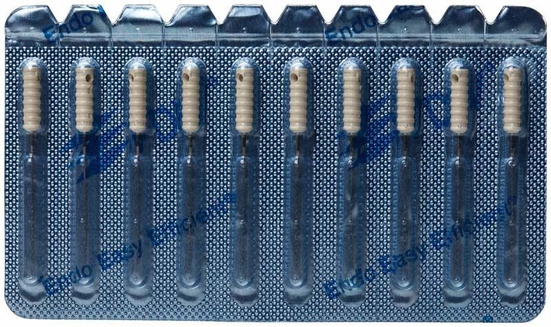 Sterile Nervnadeln 21mm in Blisterverpackung, spiralförmig angeordnet.