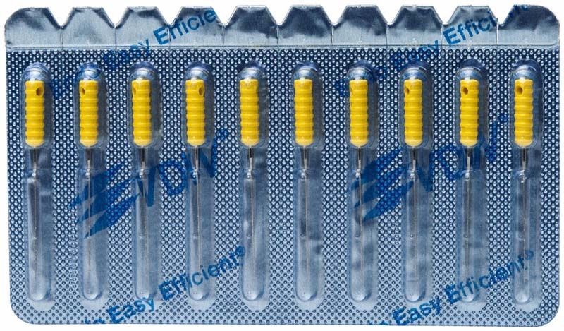 Sterile Nervnadeln 21mm mit gelben Griffen in Blisterverpackung.