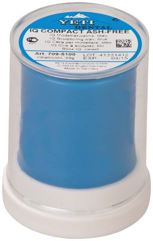 Blaues Kegel-Modellierwachs IQ COMPACT Ash Free, 45 g in transparenter Verpackung.