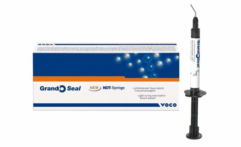 Lichthärtende Nano-Hybrid-Fissurenversiegeler-Spritze Grandio Seal mit Verpackung.