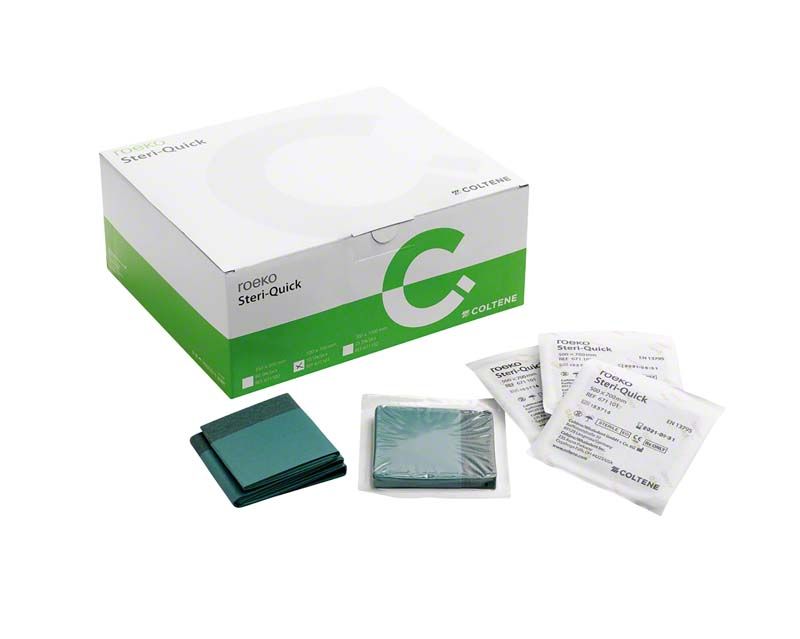 ROEKO Steri-Quick Sterile Abdecktücher neben der Produktverpackung.