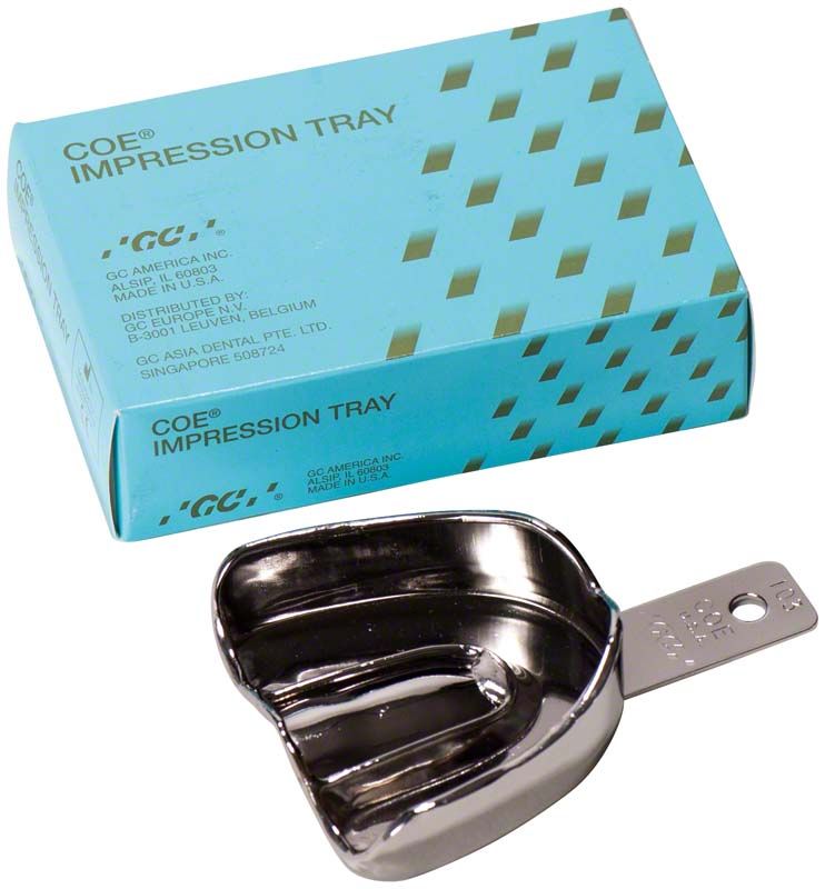 Metall-Löffel unperforiert, COE® Impression Tray, neben Verpackung.