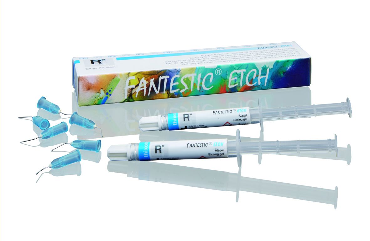 Zwei Spritzen mit FANTESTIC® ETCH Gel und blaue Kanülen.
