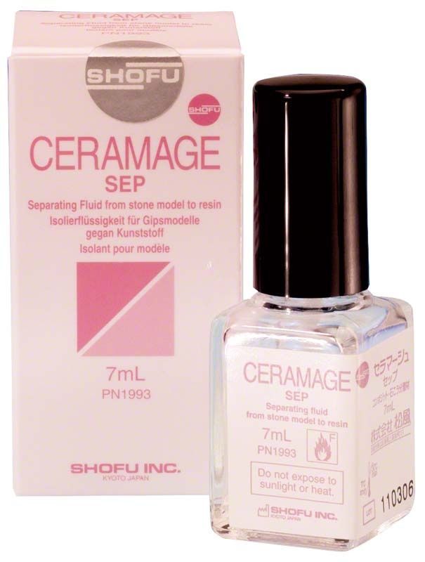 Ceramage Separator 7ml Flasche vor rosa Verpackung mit Produktinformationen.