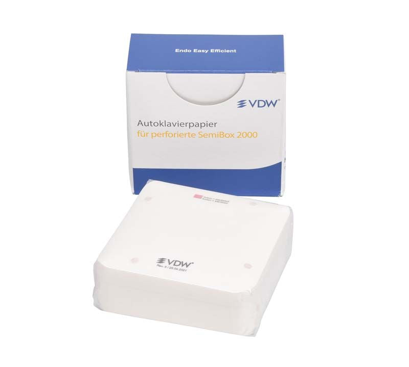 Autoklavierpapier für perforierte SemiBox 2000 in weißer Verpackung.