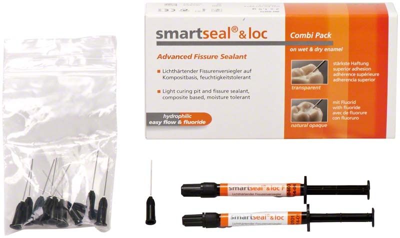 smartseal® & loc Kombipackung mit Fissurenversiegeler und Applikationsnadeln.