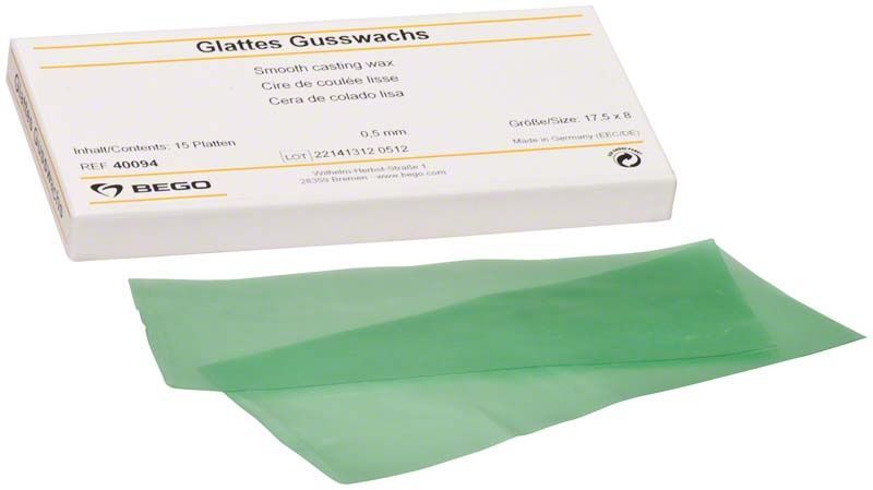 Glattes Gusswachs von BEGO, grüne Wachsplatten mit Verpackung.