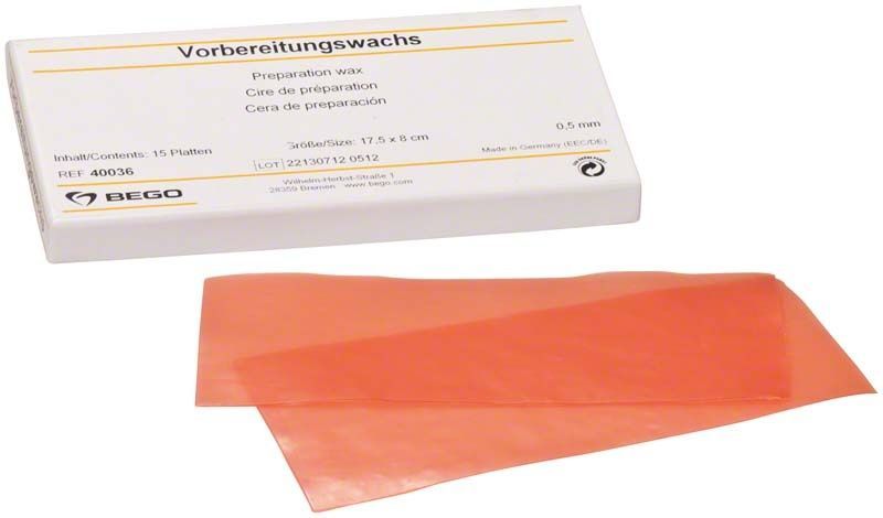 Vorbereitungswachs 0,5mm von BEGO mit Verpackung und Wachsplatte.