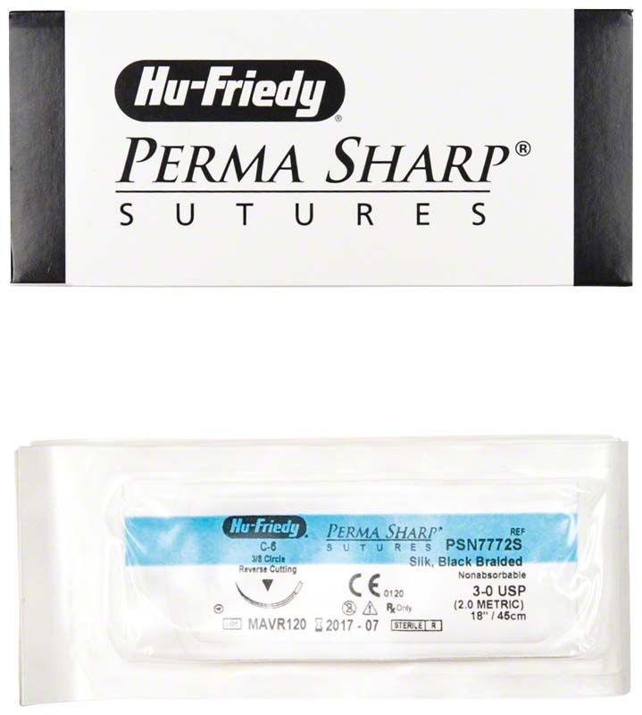Verpackung des Perma Sharp Nahtmaterials Seide für chirurgische Anwendungen.