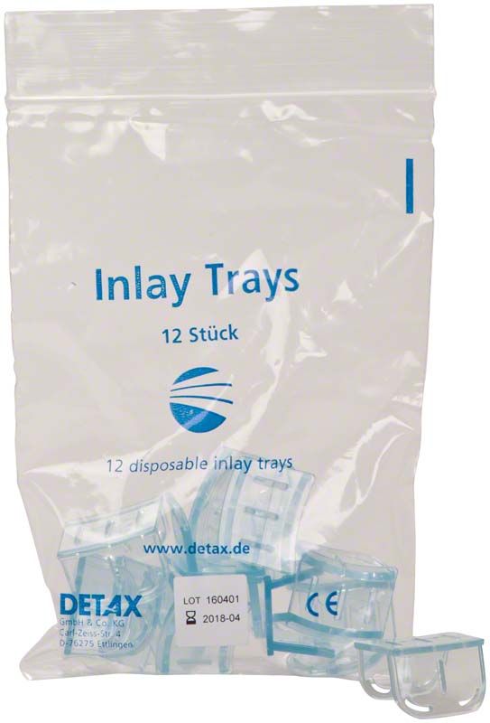 Inlay-Löffel klein aus Kunststoff, perforiert in Verpackung, 12 Stück.