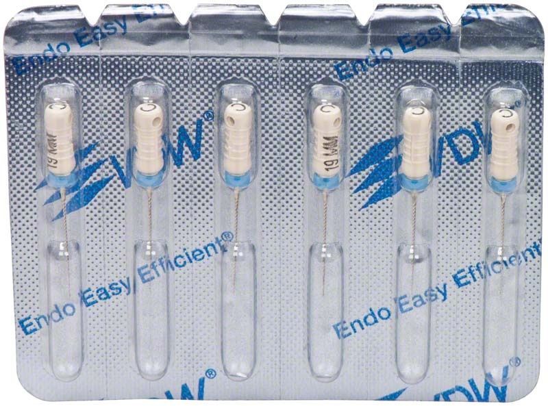 Blisterpackung mit C-Pilot Feilen, 19mm Gr. 015 von VDW.
