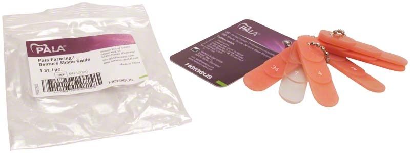 Pala Farbring mit Farbmuster und Verpackung auf weißem Hintergrund.