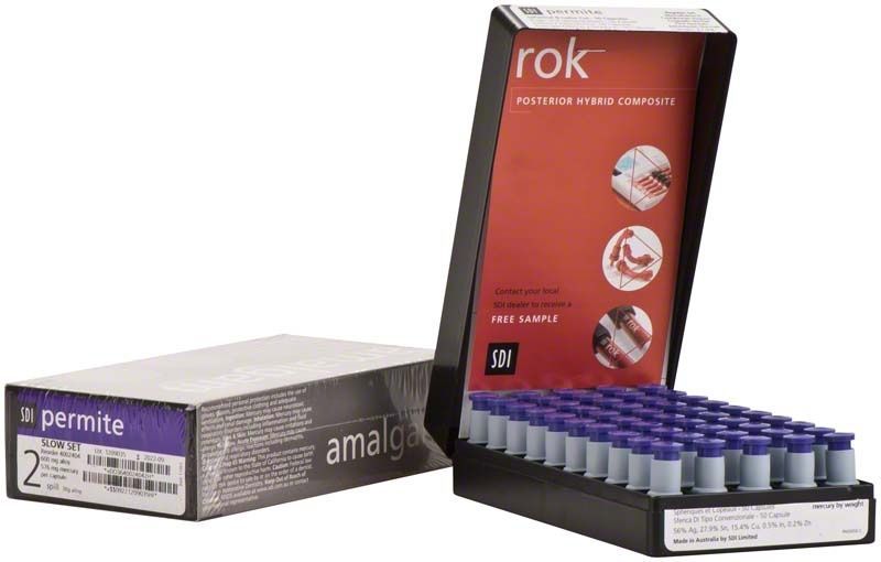 Permite Kapseln Gr. 2 slow 50er im geöffneten Karton neben Verpackung.