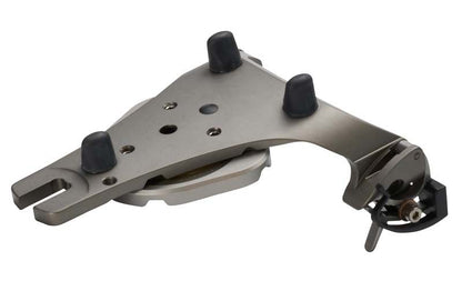 PROTAR® evo 3 Artikulator-Nahaufnahme mit Split-Cast-Funktion in Metalloptik.