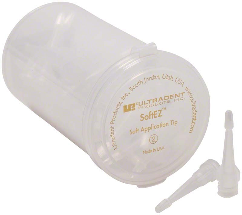 Transparente Verpackung mit SoftEZ Applikationsspitzen und Produktbeschriftung.