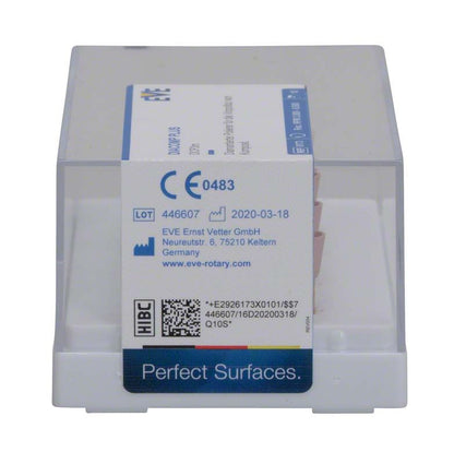 Transparente Verpackung der EVE DIACOMP® plus Vorpolitur mit Etikett und Produktinformationen.