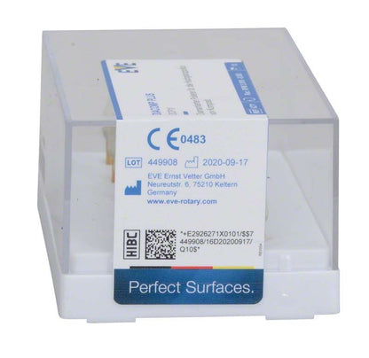 Transparente Verpackung des EVE DIACOMP® plus Hochglanz-Polierers mit Etikett.