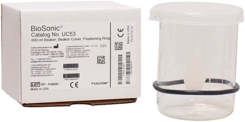 BioSonic® Becher 600ml mit Deckel und Positionierring vor Verpackung.