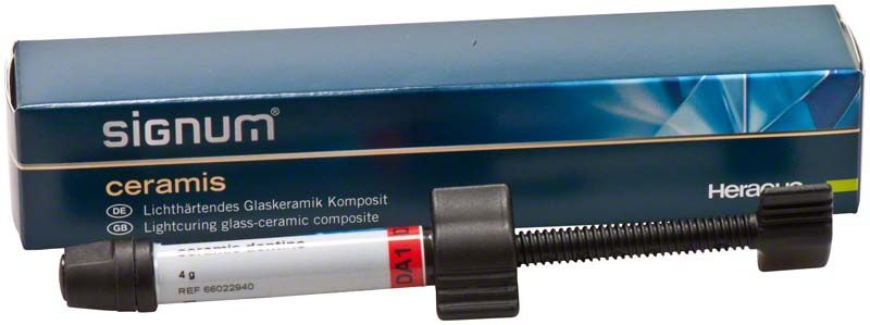 Signum® ceramis dentine DA1 in Spritze vor Verpackung.