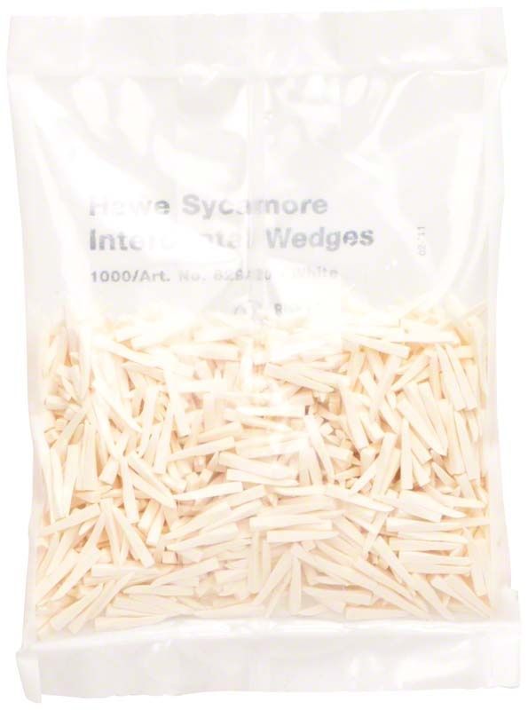 Interdentalkeile aus splitterfreiem Ahornholz in transparenter Verpackung.