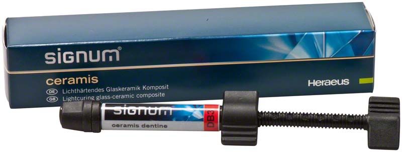 Signum® ceramis dentine DB3 Spritze vor Verpackung mit Produktinformationen.