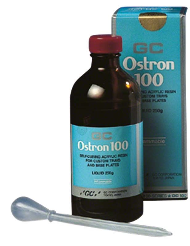 Ostron 100 Flüssigkeit 270ml Flasche mit Verpackung und Pipette.