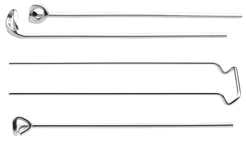 Dreiecksklammern aus Menzanium® mit hochglänzender Oberfläche und Dreiecksdrahtstruktur.