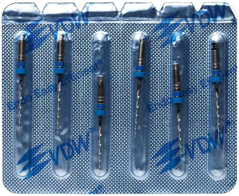Mtwo® NiTi-Instrumente in Blisterverpackung mit blauen Markierungen.