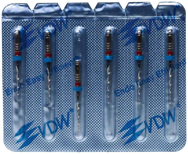 Mtwo® NiTi-Instrumente in Blisterverpackung mit Tiefenmarkierungen.