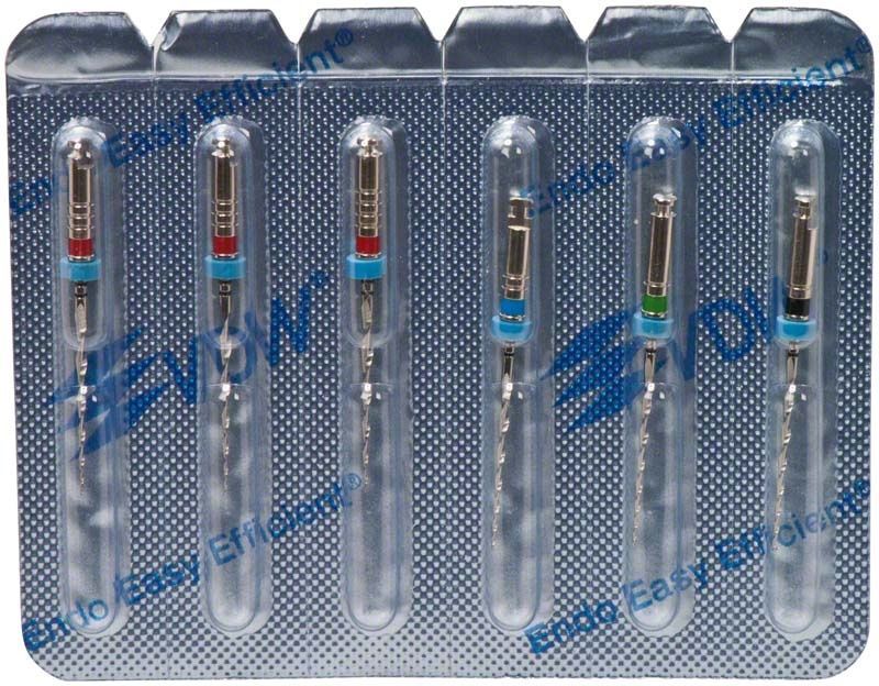 Mtwo® NiTi-Instrumente 21mm in Blisterverpackung, verschiedene Größen.