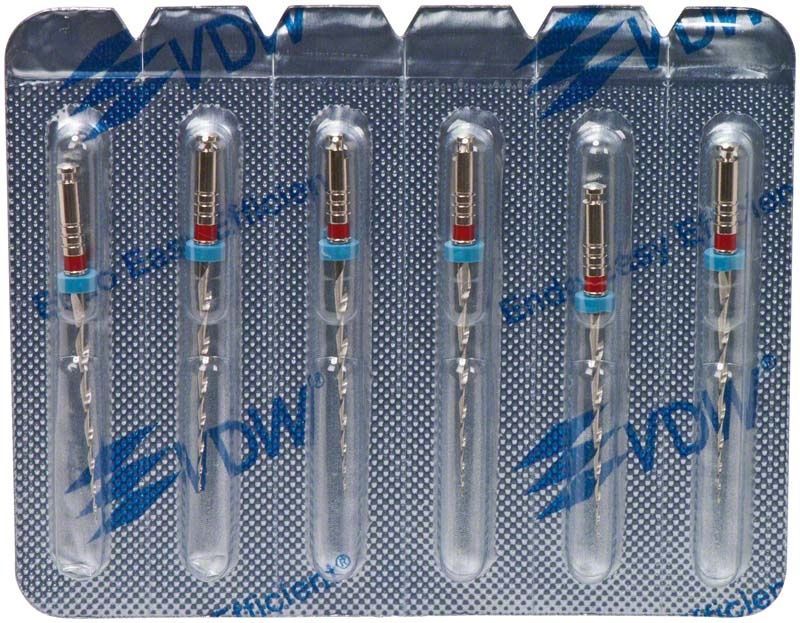 Blisterverpackung mit sechs Mtwo® NiTi-Instrumenten zur Wurzelkanalaufbereitung.