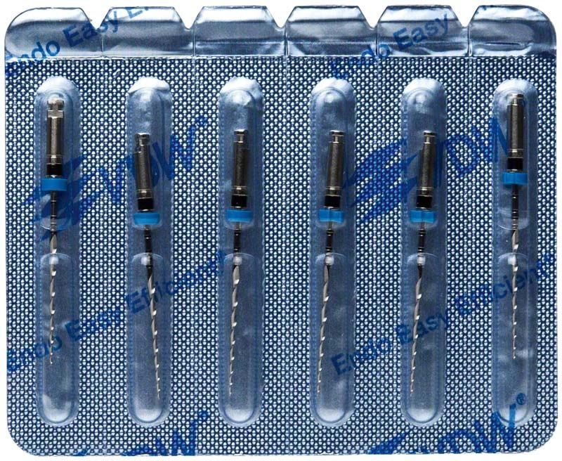 Mtwo® NiTi-Instrumente in Blisterverpackung mit Tiefenmarkierung.