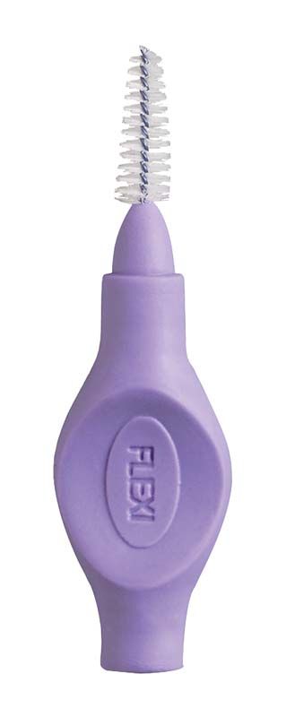 Lila Interdentalbürste Flexi mit flexiblem Griff und konischem Bürstenkopf.