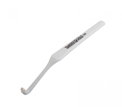 Weiße Tandex Einbüschelbürste SOLO® soft mit schmalem Bürstenkopf für präzise Reinigung.