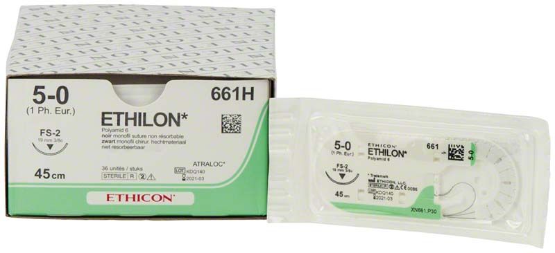 ETHILON Nylon Nahtmaterial 5-0, nicht resorbierbar, in Verpackung.