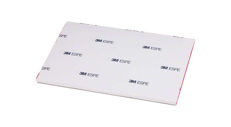 Anmischblock 15,4 x 8,7cm mit 3M ESPE Logo auf weißem Hintergrund.