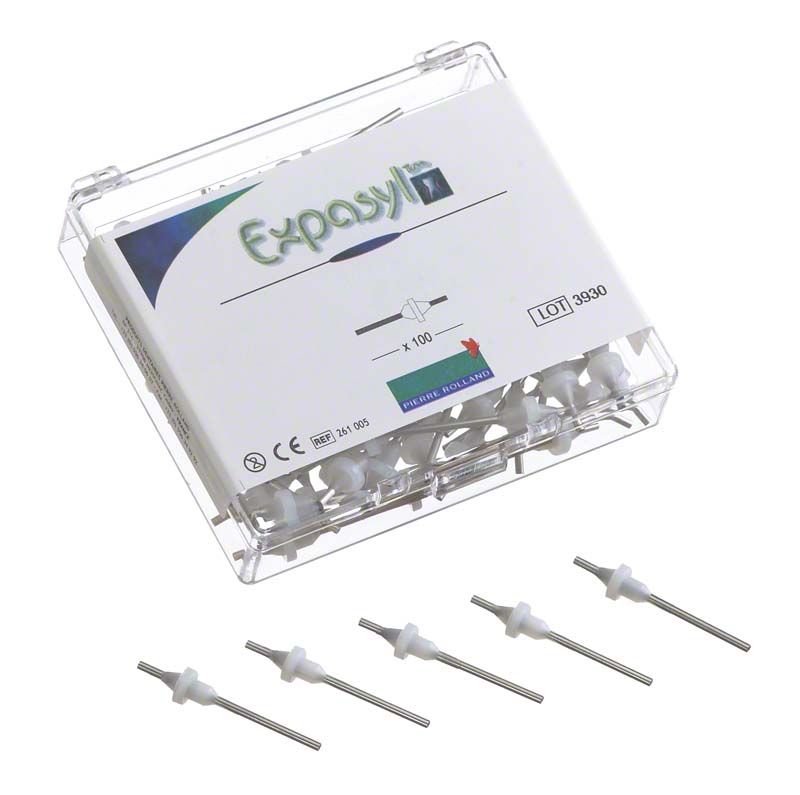 Expasyl™ Kanülen gerade 100er in transparenter Verpackung mit fünf Kanülen vorne.