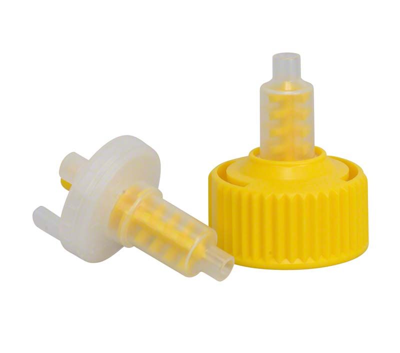 Zwei gelbe Dynamix Mischkanülen, eine aufrecht, eine liegend.