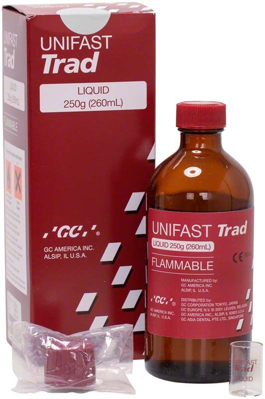 GC Unifast TRAD Flasche mit Verpackung für zahnmedizinische Anwendungen.