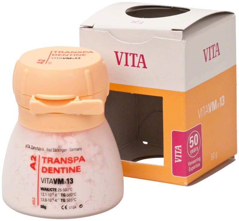 VM13 Transpa Dentin 50g A2 mit Verpackung im Hintergrund.